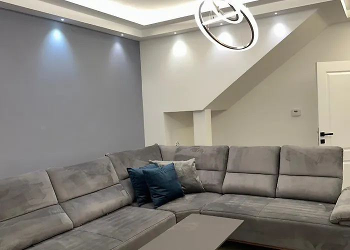 Villa Luca Free Parking